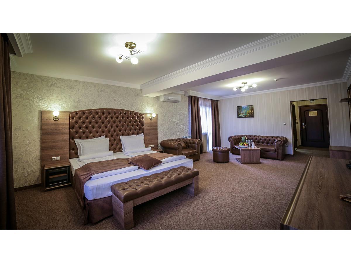 Park Hotel And Spa Vella Hills Velingrad Bagian luar foto