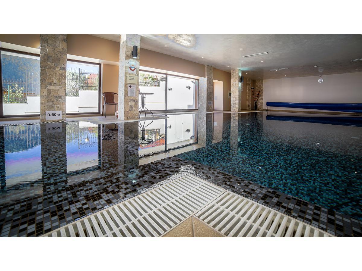 Park Hotel And Spa Vella Hills Velingrad Bagian luar foto